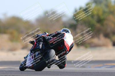 media/Dec-18-2022-SoCal Trackdays (Sun) [[8099a50955]]/Turn 7 Backside (1125am)/